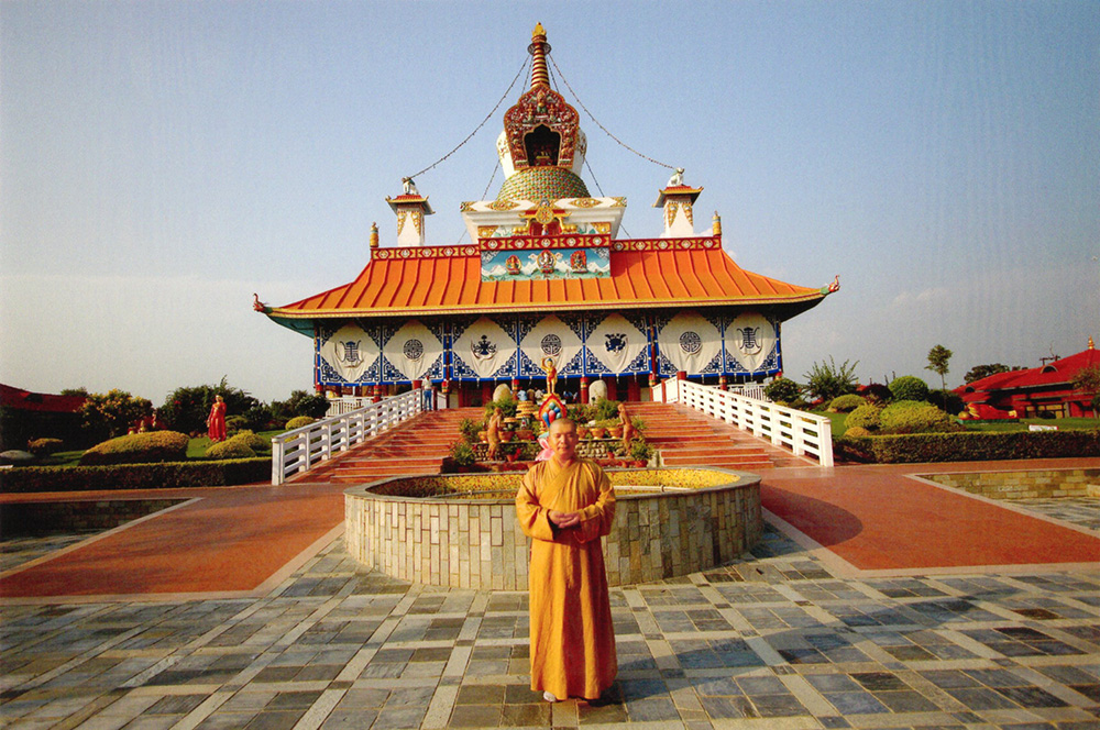 尼泊爾 倫比尼(Lumbini)-釋湛阿（Shi, Zhan-Ah）阿闍梨-於-德國寺院（德國度母寺 或 稱德國聚蓮塔寺）